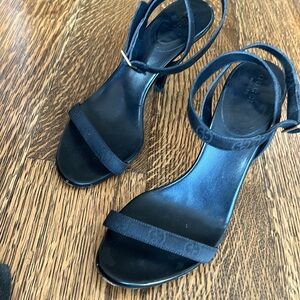 Gucci GG black and gold heels